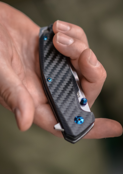 Zenith Rd Score Blade Zenith 8.75” Folding Knife with 3.25” Drop-Point Blade and Carbon Fiber ...