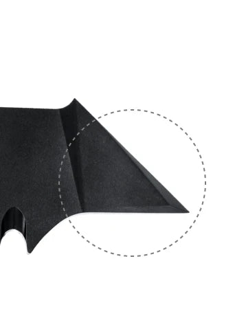 Black Thorn hatchet mobile banner